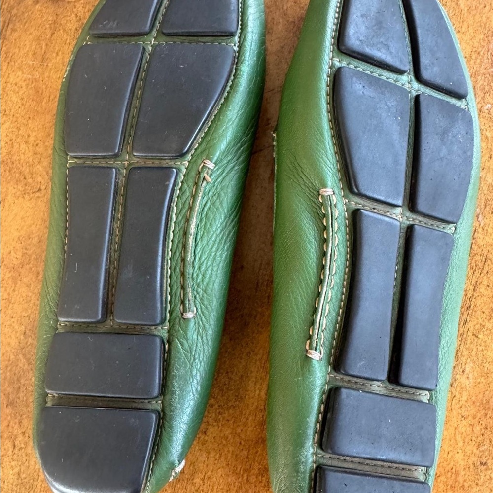 Prada Women's Green Leather Loafers 9.5 - Picture 8 of 11